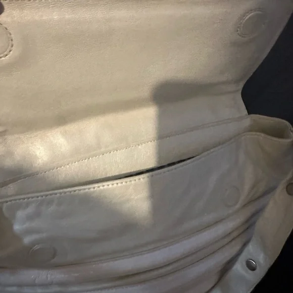 Rare Mimco leather pearl white bag a must see very elegant! - Picture 5 of 11